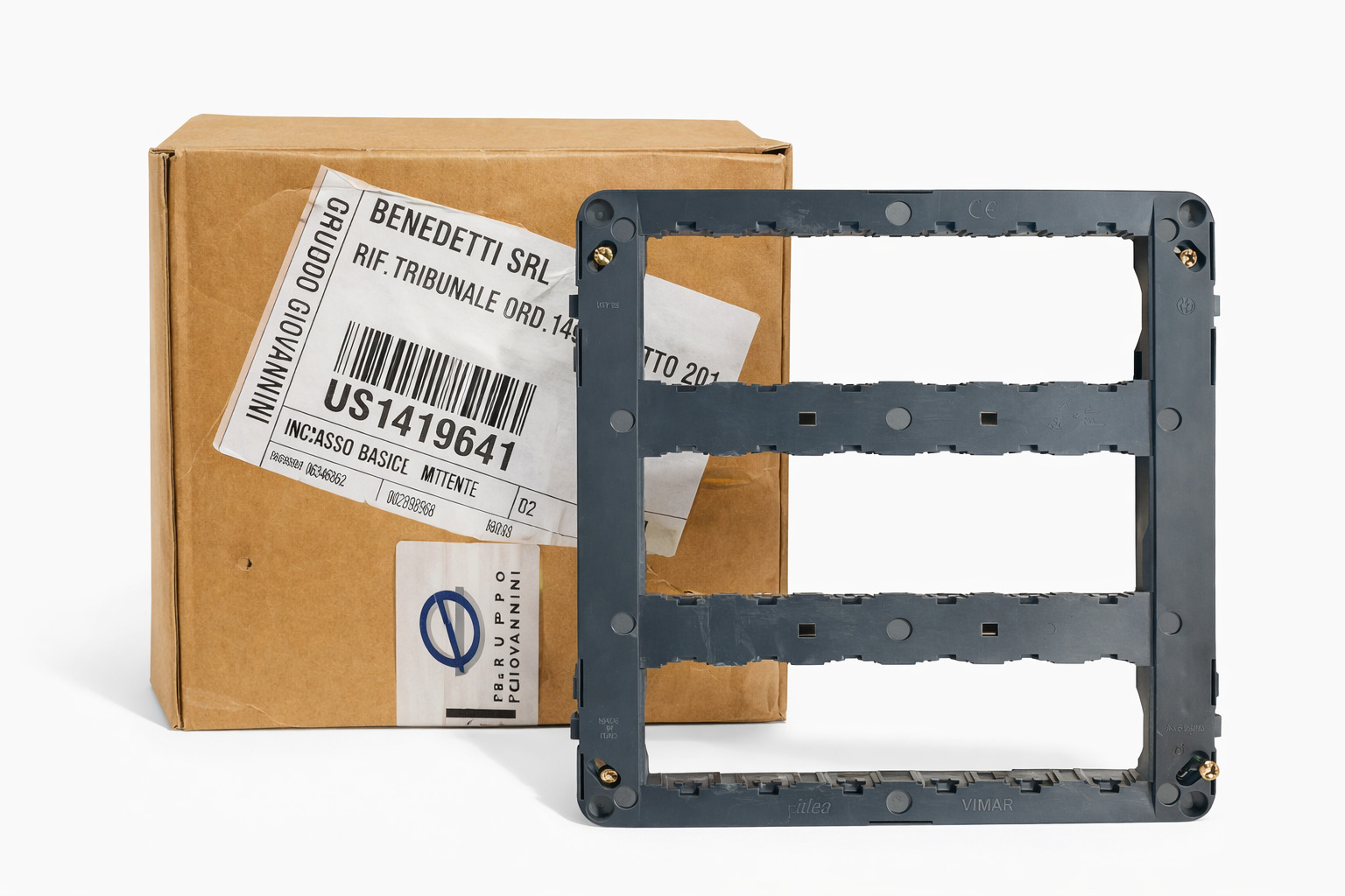 vimar-idea-supportotelaio-3-file-per-frutti-modulari-grigio